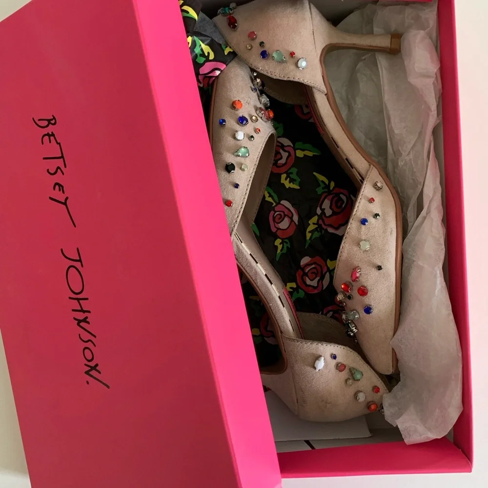 Betsey Johnson Beige Heels with Colorful Gems - Picture 4 of 10